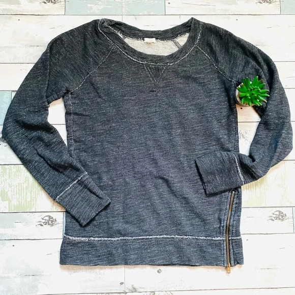 ⭐️J Crew Crewneck Sweatshirt - Picture 1 of 8